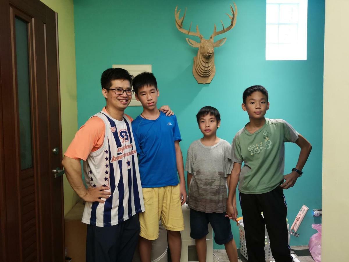 Albergue Mydeer Backpacker Tainan Exterior foto